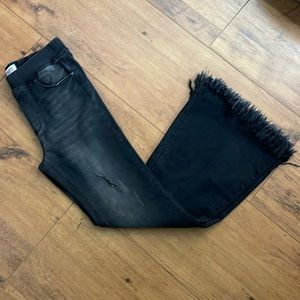 Insane Gene. Stretch jean, frayed hem, elastic waist